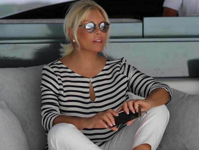 Photos: No One Can Believe How Old This Turkish Singer Is