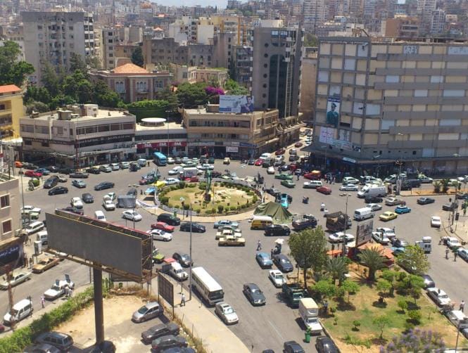 بلدية طرابلس وضعت اكليلا على ضريح عبدالحميد كرامي 