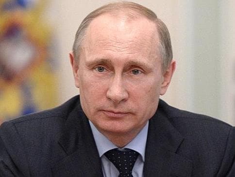 بوتين: "فرصة حقيقية" لانهاء النزاع في سوريا