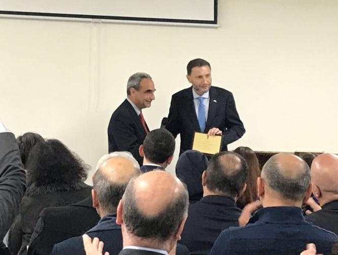 افتتاح مكتبة عامة في عجلتون