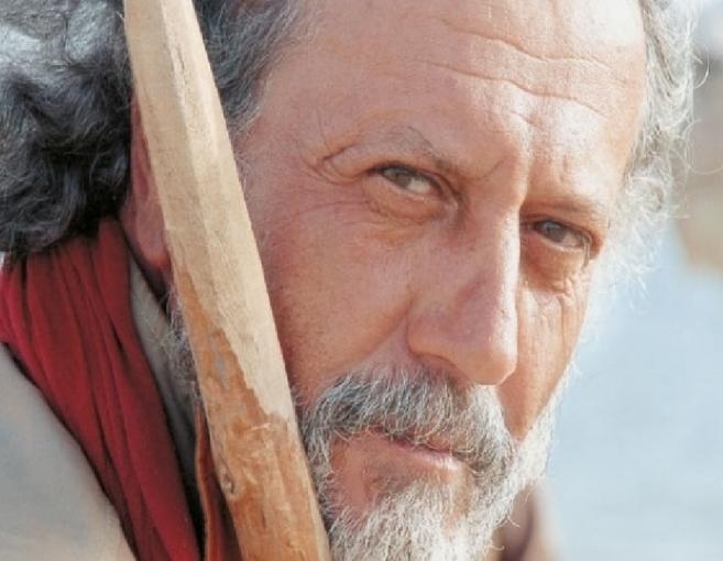 قيس الشيخ نجيب يستذكر والده الراحل... وهذا ما قاله