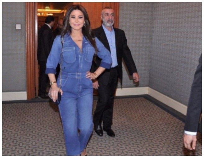 بالصورة: إليسا في مصر... على طبيعتها