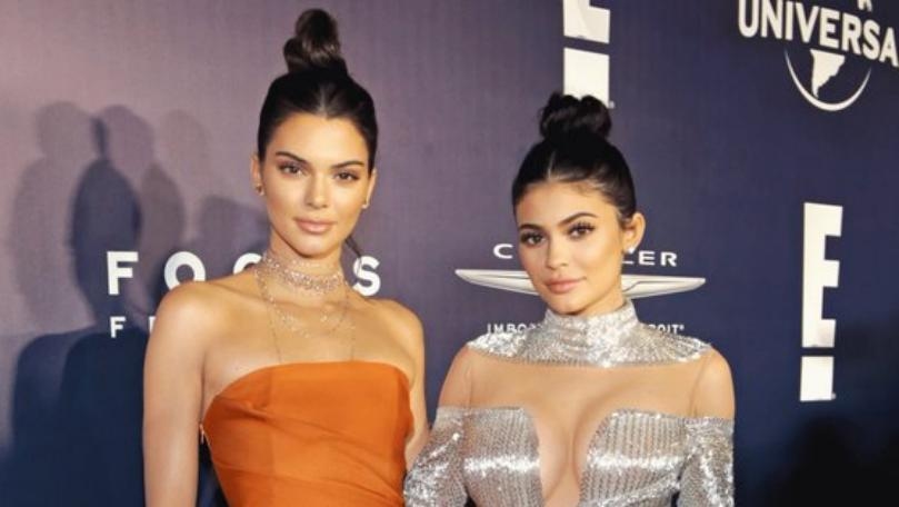 Having a Sister Makes You Happier, According to Science