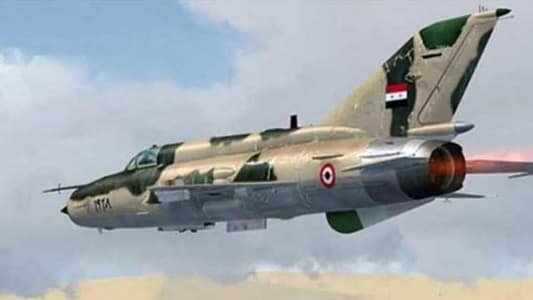 رويترز عن التلفزيون السوري: سقوط طائرة حربية استهدفها مقاتلون من المعارضة في ريف حماة الشمالي ومقتل الطيار
