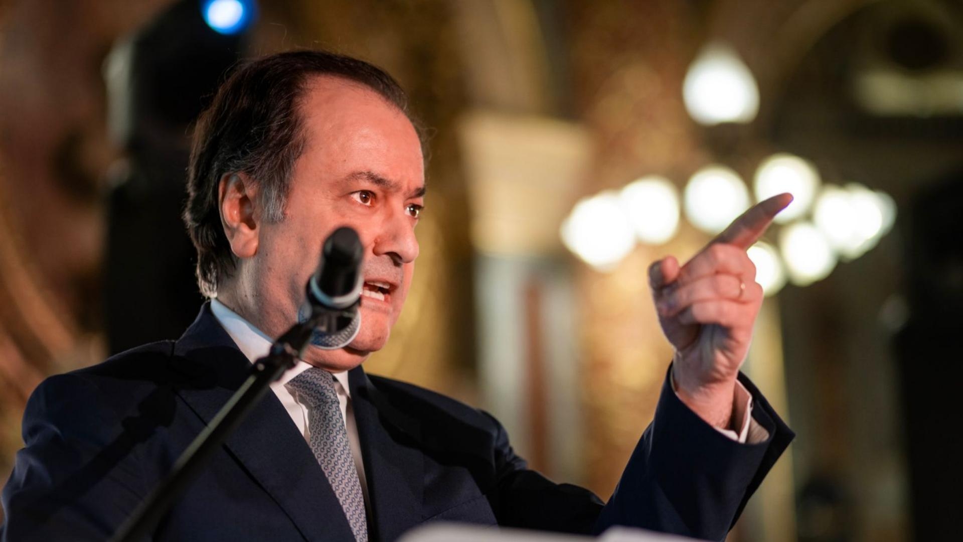 باريس تحتضن "Gala du Soleil" دعمًا لنساء لبنان… والشاعر للمغتربين: أجمل صورة عن لبنان