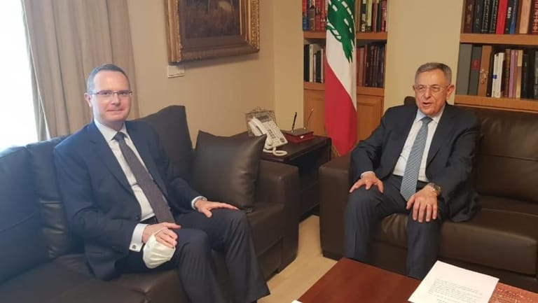 Siniora meets Turkish Ambassador
