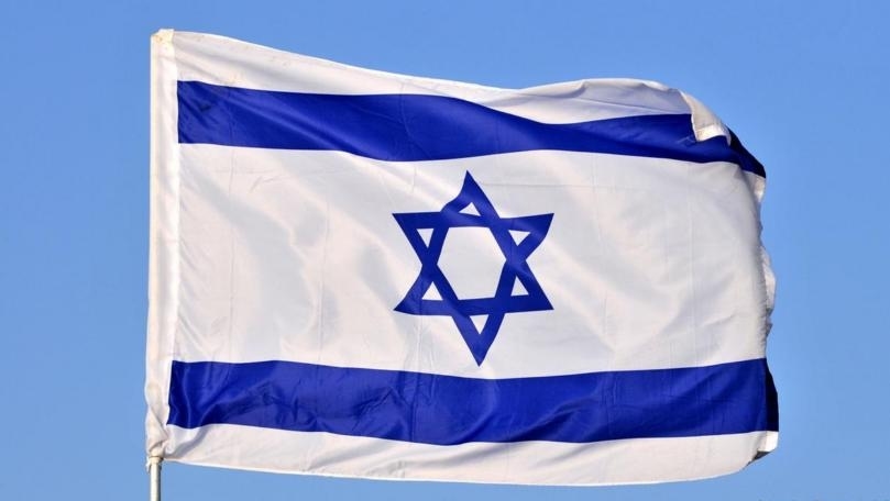 Israeli Channel 12: Intense airstrikes and explosions shake Tehran, targeting dozens of sites simultaneously