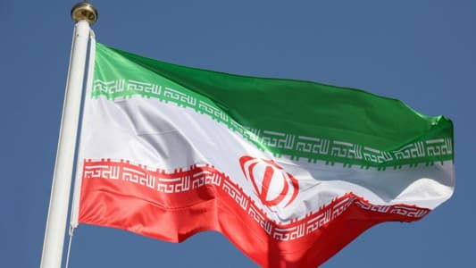 عشرات الآلاف من المؤيدين للنظام يتظاهرون في ايران