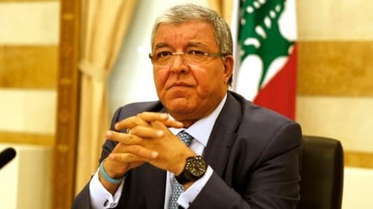 الوزير نهاد المشنوق مغادراً اجتماع لجنة قانون الانتخاب في السراي: لا تعليق
