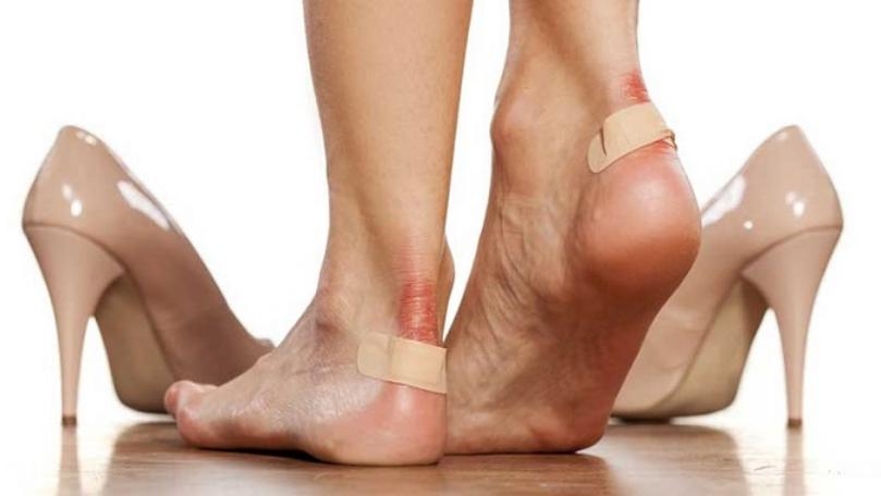 How To Break in New Shoes Quickly