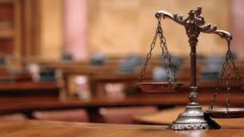 بالصورة: شيرين تلتقي زوجها الأوّل من جديد 