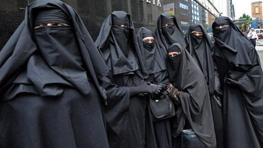 Danish government plans face veil ban