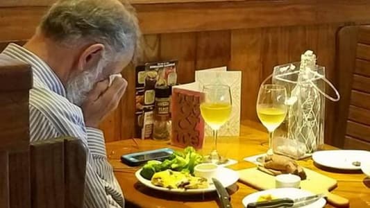 Heartbreaking Photo of Man Dining With Wife's Ashes on Valentine's Day