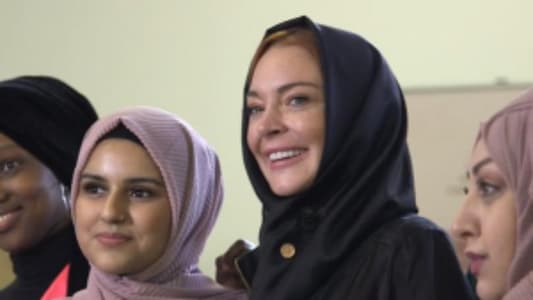 Lindsay Lohan Wears Hijab to London Modest Fashion Week