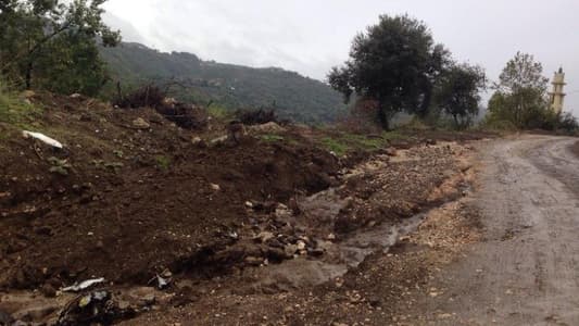 وزارة الأشغال تعالج الانهيارات على طريق ترشيش - زحلة