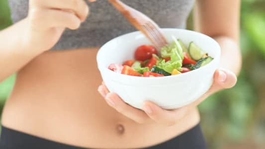 Salads and Cardio Not the Way to Get Lean, Personal Trainer Says
