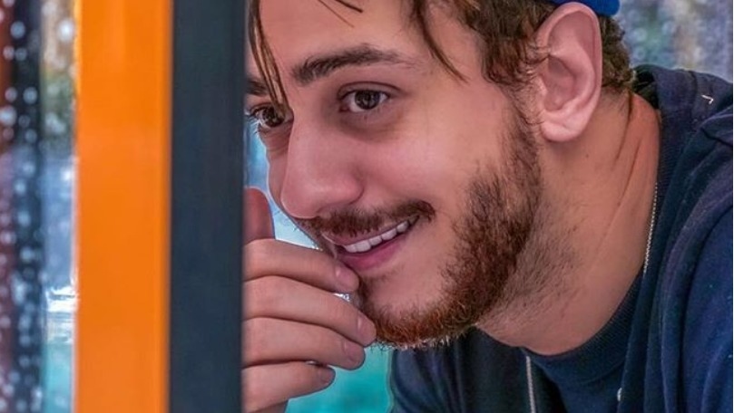 بالصورة: لمجرّد يعود الى بلده وماذا عن قضيته؟
