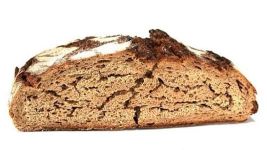 حيلة بسيطة لإعادة الخبز الجاف إلى حالته الطبيعية