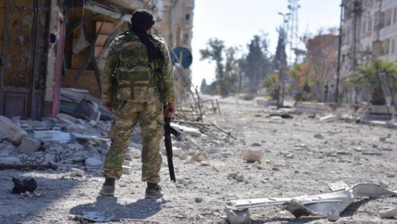 التلفزيون السوري: وحدات الجيش تهاجم دفاعات مقاتلي المعارضة في مسرابا في الغوطة بالنيران لتأمين دخول وحدات المشاة