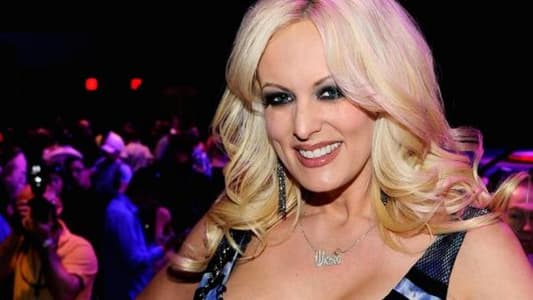 Adult-film star offers to pay back alleged Trump affair hush money: letter