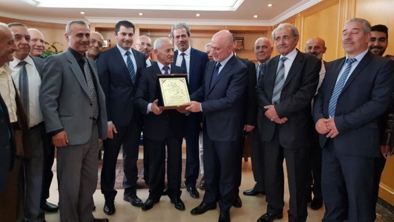 فنيانوس إطلع على أوضاع مؤسسة الاسكان