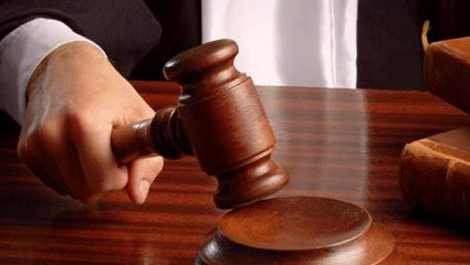 الادعاء على طبيبين ومستشفى بجرم التسبب بوفاة رجل أعمال