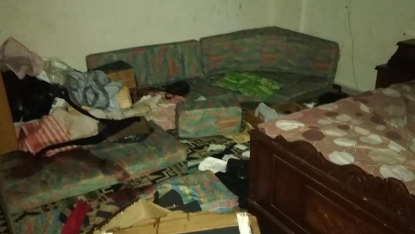عُثر عليها مذبوحةً وإلى جانبها طفلها مطعوناً