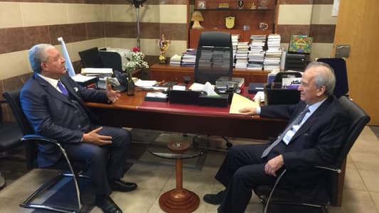 Machnouk, Hamadeh hold electoral talks