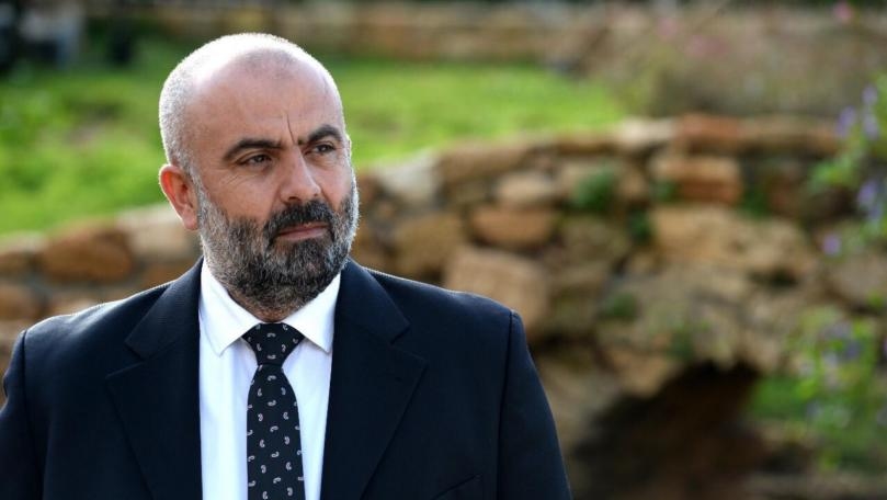 مرشح ينسحب لصالح التيار!