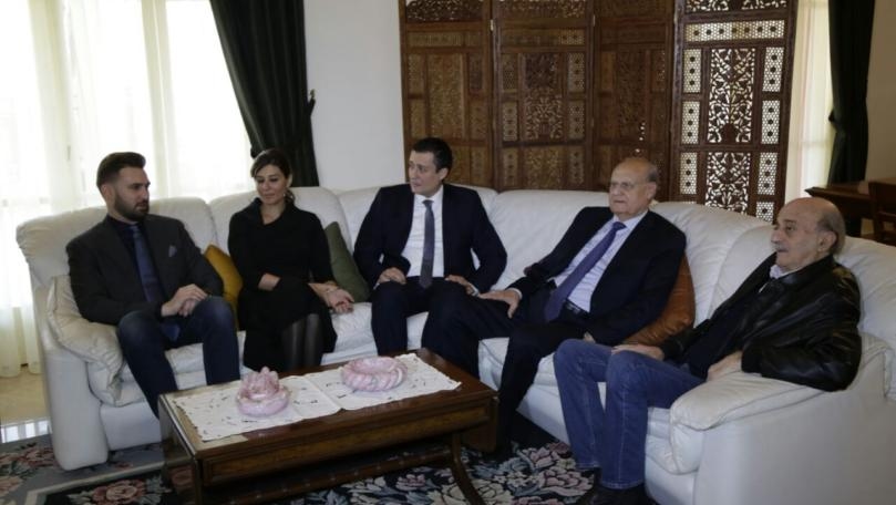 جنبلاط زار ايلي عون وأثنى على عمله التشريعي بمجلس النواب