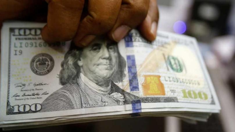 هل تُدفع ملايين الدولارات لمن يترشح ضد الثنائي الشيعي؟