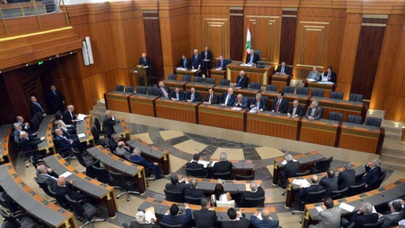  رئيس مجلس القضاء الاعلى القاضي جان فهد والنائب العام التمييزي القاضي سمير حمود حضرا جلسة مجلس النواب المسائية لمواكبة موضوع مطالب القضاة