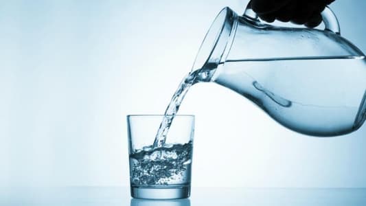 أكثروا من شرب المياه... لصحّة عقليّة أفضل!