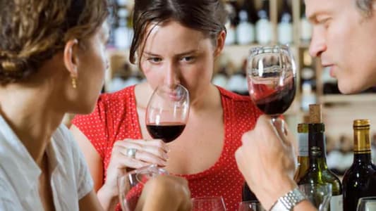 Red Wine Is Worst Alcohol for Your Skin, According to Doctors