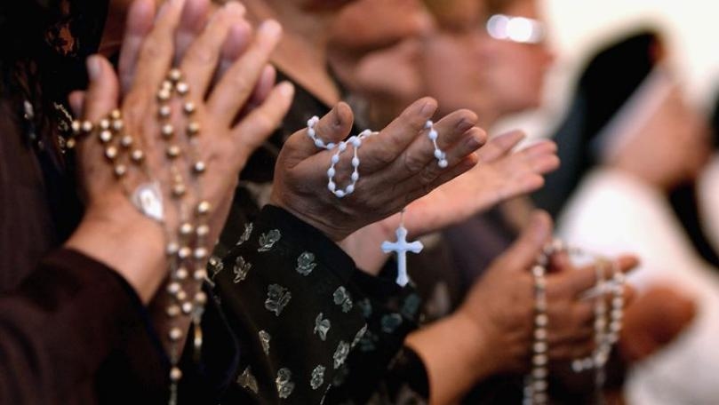 بالصورة: ابنة دنيا بطمة تحدث الضجة