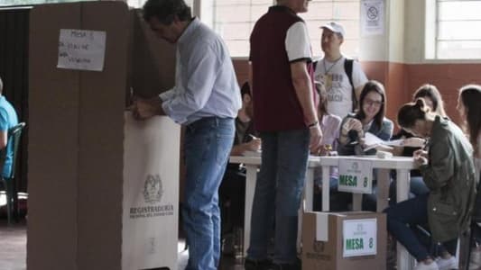 Colombians vote for new president with peace deal at stake