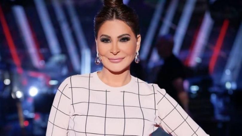 Photos: Woman Left Paralyzed for 32 Years Is Now a Celebrated Artist