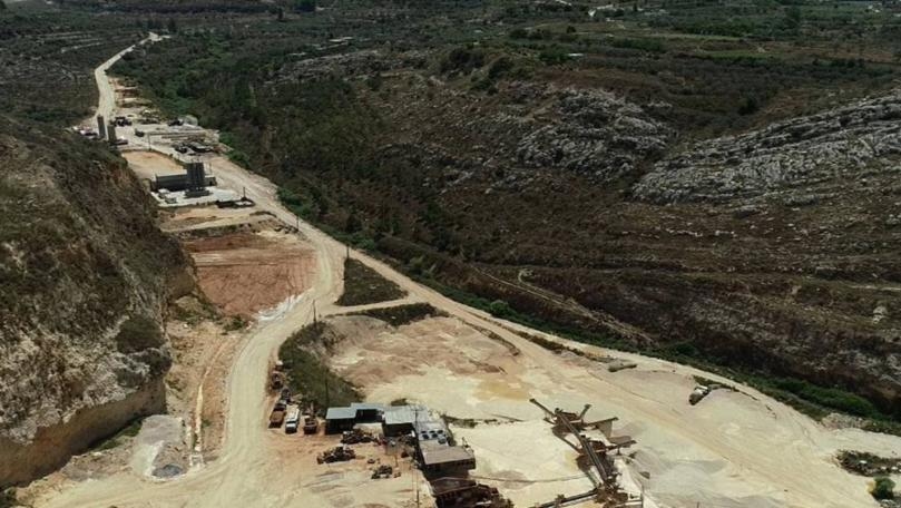 بالصورة: مجزرة بيئية "على عينك يا تاجر"