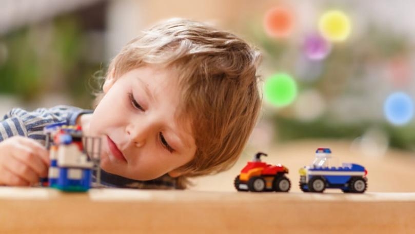 Watch: Singer Elissa Reveals Battle With Cancer for First Time