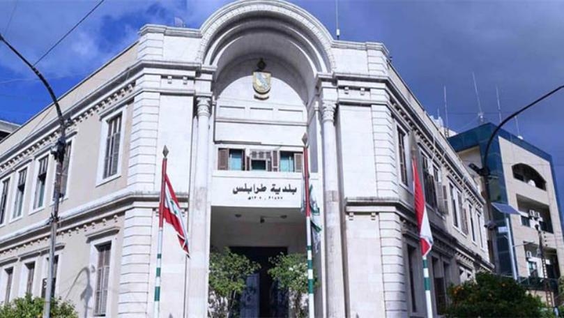 Watch: Singer Elissa Reveals Battle With Cancer for First Time