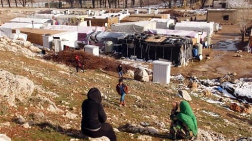 مراسل mtv: نحو 450 لاجئاً سورياً يعودون إلى ديارهم عبر عرسال