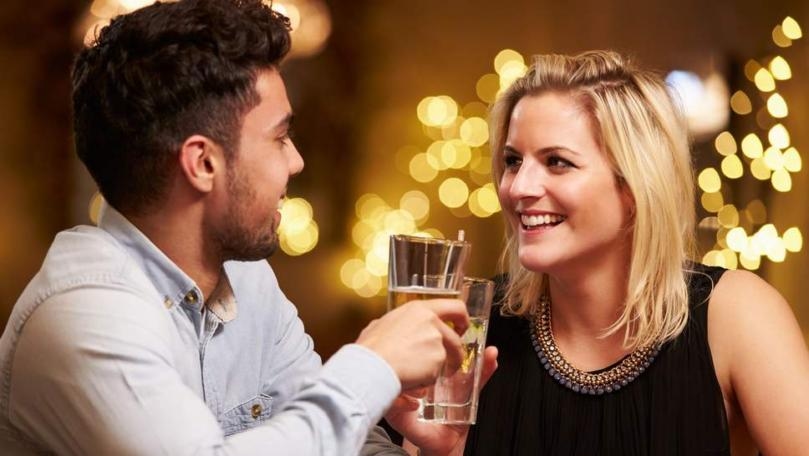How Posture Can Affect Your Dating App Success