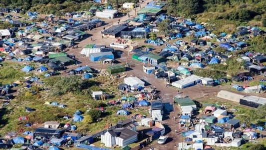 إجلاء أكثر من 400 مهاجر من مخيم في فرنسا