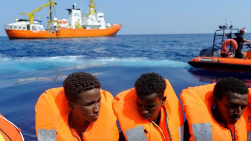 بالصور: تخريب وتكسير للمدافن... فهل من عبدة شياطين؟