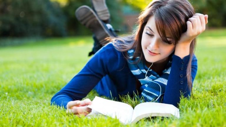 12 Things That Happen When You Read "Too Much"