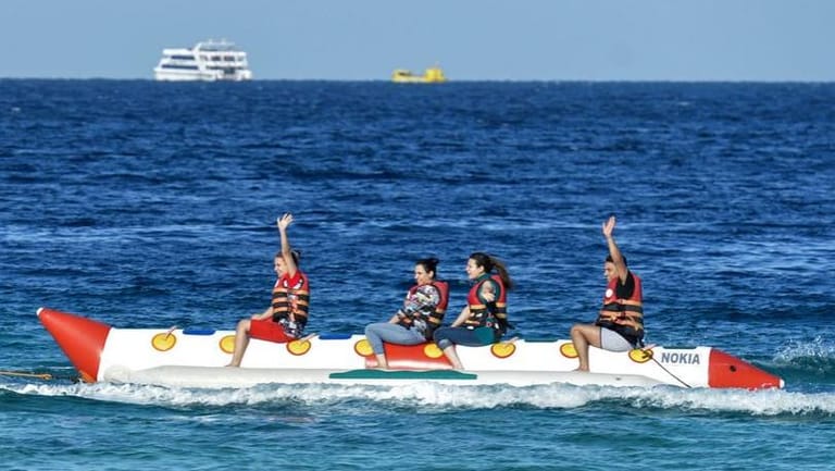 British Mother Dies in Banana Boat Accident at Egyptian Resort