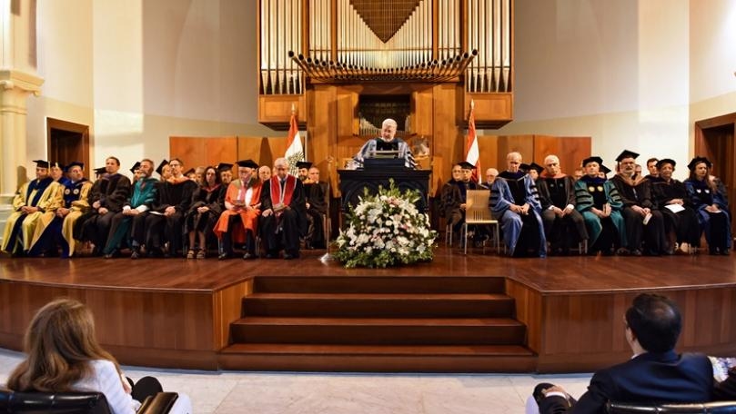 Hospital Gives Children Electric Cars to Drive Themselves to Operations