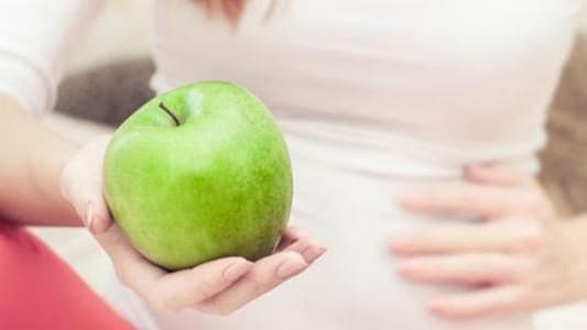 دراسة جديدة عن فوائد التفاح أثناء الحمل
