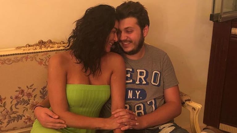 نادين الراسي وابنها في أوّل إطلالة بعد خلافهما