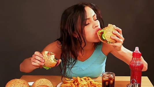 Nutritionist Shares the Eight Steps That Will Help You Quit Stress Eating